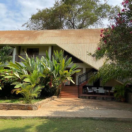 Kilimanjaro Lodge - Mcf Moshi Buitenkant foto