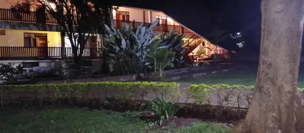 Kilimanjaro Lodge - Mcf Moshi Buitenkant foto